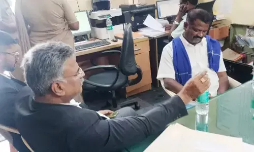 ಮೈಸೂರು | ಎಸ್‌ಸಿ ಸರಕಾರಿ ನೌಕರರ ಬಡ್ತಿ ನಿಲ್ಲಿಸಿ ಒಳಮೀಸಲಾತಿ ಜಾರಿಗೊಳಿಸುವಂತೆ ಒತ್ತಾಯ; ಪ್ರತಿಭಟನೆಗೆ ಮುಂದಾಗಿದ್ದ ಭಾಸ್ಕರ್ ಪ್ರಸಾದ್ ಪೊಲೀಸ್‌ ವಶಕ್ಕೆ