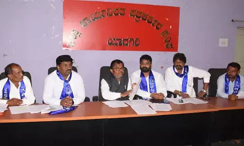 ಯಾದಗಿರಿ | ಅವ್ಯವಹಾರ ಆರೋಪ : ಪಿಡಿಓರನ್ನು ಸೇವೆಯಿಂದ ವಜಾಗೊಳಿಸಿ ಸೂಕ್ತ ಕ್ರಮಕ್ಕೆ ದಲಿತ ಸೇನೆ ಆಗ್ರಹ