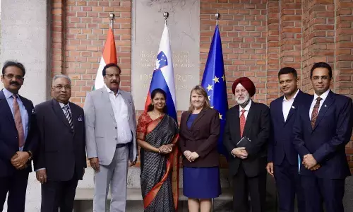 ಸ್ಲೊವೇನಿಯಾದಲ್ಲಿ ಸಂಸದ ಕ್ಯಾ. ಚೌಟ ಅವರನ್ನು ಒಳಗೊಂಡ ಸರ್ವಪಕ್ಷಗಳ ನಿಯೋಗ