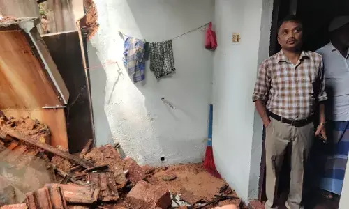 ಪಜೀರು | ತಡೆಗೋಡೆ ಕುಸಿದು ಬಿದ್ದು ಮನೆಗೆ ಹಾನಿ