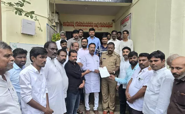 ಕಲಬುರಗಿ | ಯುವಕರ ಮೇಲೆ ಮಾರಣಾಂತಿಕ ಹಲ್ಲೆ ಖಂಡಿಸಿ ಪ್ರತಿಭಟನೆ