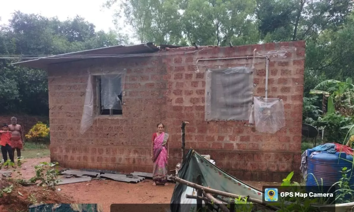 ಉಡುಪಿ: ಜಿಲ್ಲೆಯಲ್ಲಿ ಮಳೆಗೆ ಆಗಾಗ ಬಿಡುವು; ಹಾನಿ ಮುಂದುವರಿಕೆ ಉಡುಪಿ: ಜಿಲ್ಲೆಯಲ್ಲಿ ಮಳೆಗೆ ಆಗಾಗ ಬಿಡುವು; ಹಾನಿ ಮುಂದುವರಿಕೆ