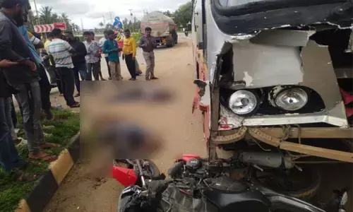 ತಿಪಟೂರು | ಕೆಎಸ್ಸಾರ್ಟಿಸಿ ಬಸ್-ಬೈಕ್ ನಡುವೆ ಅಪಘಾತ; ಇಬ್ಬರು ಮೃತ್ಯು