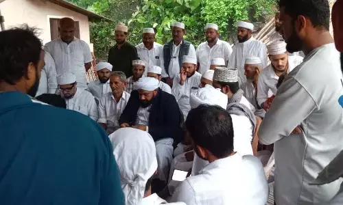 ಕೊಳತ್ತಮಜಲು: ಅಬ್ದುಲ್ ರಹ್ಮಾನ್ ಮನೆಗೆ ಕರ್ನಾಟಕ ವಕ್ಫ್ ಕೌನ್ಸಿಲ್ ಉಪಾಧ್ಯಕ್ಷ  ಶಾಫಿ ಸಅದಿ ಭೇಟಿ