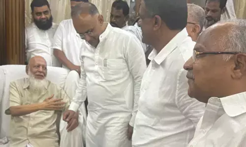 ಮುಹಮ್ಮದ್ ಮಸೂದ್‌ರನ್ನು ಭೇಟಿ ಮಾಡಿದ ದ.ಕ ಜಿಲ್ಲಾ ಉಸ್ತುವಾರಿ ಸಚಿವ ದಿನೇಶ್‌ ಗುಂಡೂರಾವ್