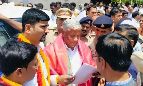 ಬೀದರ್‌ | ರೈಲ್ವೆ ಇಂಜಿನಿಯರ್ ಸಿ.ಪಿ.ಸಿಂಗ್ ರವಿ  ಅವರನ್ನು ಅಮಾನತು ಮಾಡುವಂತೆ ಸಚಿವ ಸೋಮಣ್ಣಗೆ ಕರವೇ ಮನವಿ