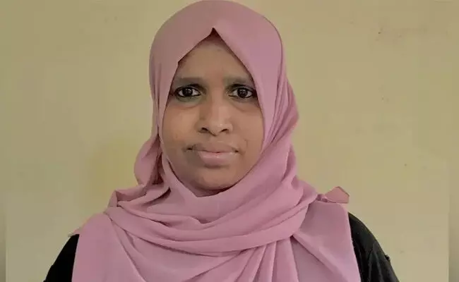 ಗಂಟಲಲ್ಲಿ ಕಪ್ ಕೇಕ್ ಸಿಲುಕಿಕೊಂಡು ಮಹಿಳೆ ಮೃತ್ಯು; ಮಗಳ ಮದುವೆಯ ಮುನ್ನಾ ದಿನ ನಡೆದ ದುರಂತ