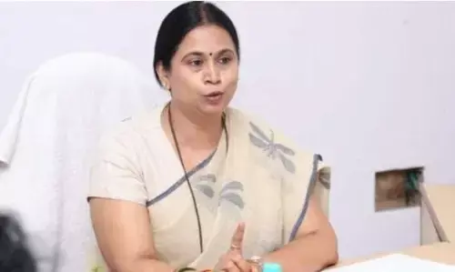 ಮಲ್ಲಿಕಾರ್ಜುನ ಖರ್ಗೆ ಅವರನ್ನು ಭೇಟಿ ಮಾಡಿರುವುದರಲ್ಲಿ ವಿಶೇಷವೇನು ಇಲ್ಲ: ಸಚಿವೆ ಲಕ್ಷ್ಮೀ ಹೆಬ್ಬಾಳಕರ್