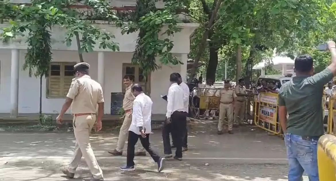 ಕಲಬುರಗಿ | ಜಿಲ್ಲಾಧಿಕಾರಿಗೆ ಅವಹೇಳನ ಪ್ರಕರಣ: ವಿಚಾರಣೆಗೆ ಹಾಜರಾದ ಎನ್.ರವಿಕುಮಾರ್