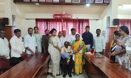 ಉಳ್ಳಾಲ ನಗರಸಭೆಯ ನಿರ್ಗಮನ ಪೌರಾಯುಕ್ತ ಮತ್ತಡಿಗೆ ಬೀಳ್ಕೊಡುಗೆ