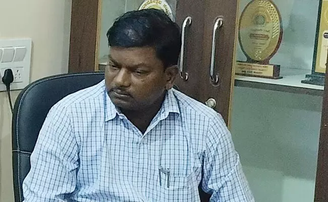 ಕಲಬುರಗಿ | ಲಂಚ ಪಡೆಯುತ್ತಿದ್ದ ವೇಳೆ ಲೋಕಾಯುಕ್ತ ಬಲೆಗೆ ಬಿದ್ದ ಜೆಸ್ಕಾಂ ಇಂಜಿನಿಯರ್ ಕಲಬುರಗಿ | ಲಂಚ ಪಡೆಯುತ್ತಿದ್ದ ವೇಳೆ ಲೋಕಾಯುಕ್ತ ಬಲೆಗೆ ಬಿದ್ದ ಜೆಸ್ಕಾಂ ಇಂಜಿನಿಯರ್