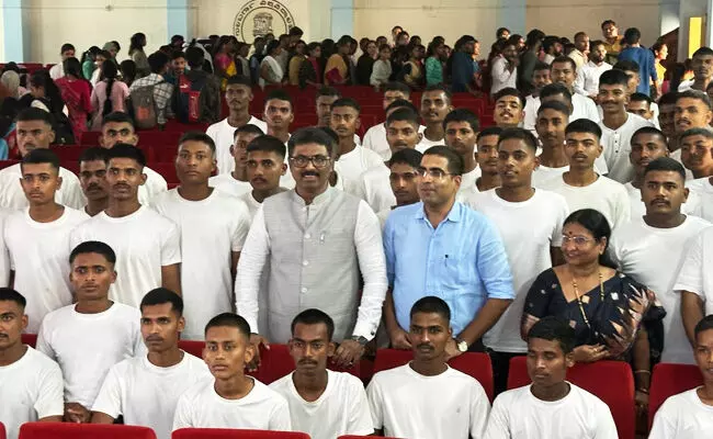 ಕಲಬುರಗಿ | ಮಹಿಳಾ, ಯುವ ಸಬಲೀಕರಣಕ್ಕೆ ಪಂಚ ಗ್ಯಾರಂಟಿ ಪೂರಕ : ಎಸ್.ಆರ್.ಮೆಹರೋಝ್‌ ಖಾನ್