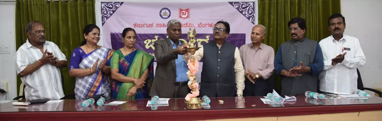 ಕಲಬುರಗಿ | ಜಾಗತಿಕ ಮಟ್ಟದಲ್ಲಿ ಕನ್ನಡದ ಅಸ್ಮಿತೆ ಬೆಳಗಿಸಿದವರು ಬಾನು ಮುಷ್ತಾಕ್ : ಕುಲಪತಿ ಪ್ರೊ.ಭಾಸ್ಕರ್ ಕಲಬುರಗಿ | ಜಾಗತಿಕ ಮಟ್ಟದಲ್ಲಿ ಕನ್ನಡದ ಅಸ್ಮಿತೆ ಬೆಳಗಿಸಿದವರು ಬಾನು ಮುಷ್ತಾಕ್ : ಕುಲಪತಿ ಪ್ರೊ.ಭಾಸ್ಕರ್