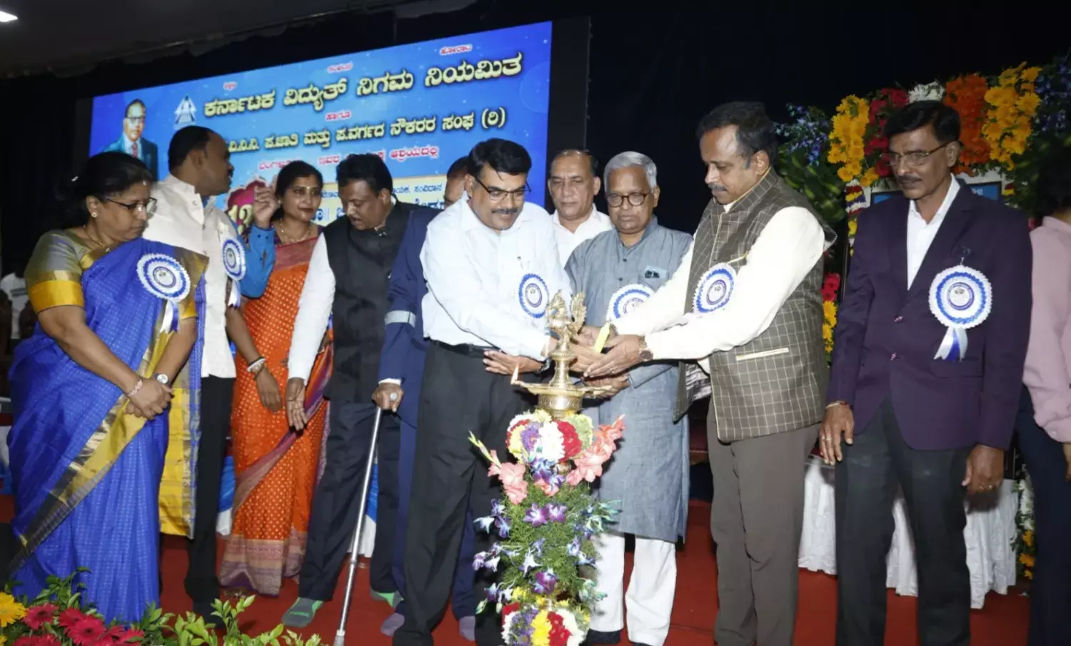 ಭೂ ರಹಿತರಿಗೆ ಭೂಮಿಗಾಗಿ ಹೋರಾಟ ಮತ್ತೆ ಕಟ್ಟಬೇಕು: ಡಾ.ಪುರುಷೋತ್ತಮ ಬಿಳಿಮಲೆ