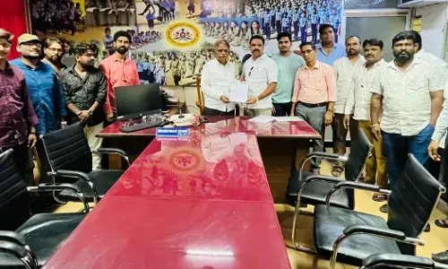 ಕಲಬುರಗಿ | ಖಾಸಗಿ ಶಾಲೆಗಳ ಅವೈಜ್ಞಾನಿಕ ಡೊನೇಷನ್ ಹಾವಳಿ ತಪ್ಪಿಸಲು ಶಿಕ್ಷಣ ಇಲಾಖೆಯ ಉಪ ನಿರ್ದೇಶಕರಿಗೆ ಮನವಿ