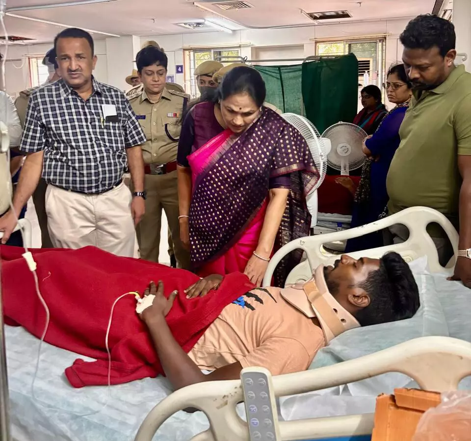 ಸಚಿವರ ಮಕ್ಕಳ ಒತ್ತಡಕ್ಕೆ ಈ ವಿಜಯೋತ್ಸವ ಆಚರಿಸಲಾಯಿತೇ: ಕೇಂದ್ರ ಸಚಿವೆ ಶೋಭಾ ಕರಂದ್ಲಾಜೆ