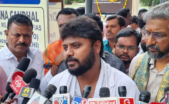 ಕಾಲ್ತುಳಿತ ಪ್ರಕರಣವನ್ನು ಇಟ್ಟುಕೊಂಡು ರಾಜಕೀಯ ಲಾಭ ಪಡೆಯಬಾರದು: ಶಾಸಕ ಪ್ರದೀಪ್ ಈಶ್ವರ್