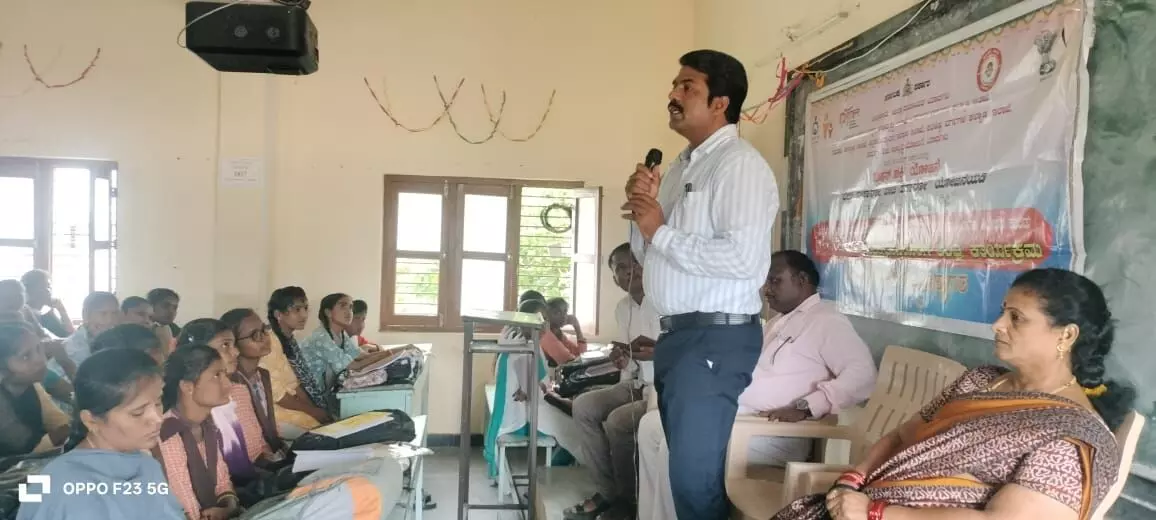 ಯಾದಗಿರಿ | ಎಲ್ಲರ ಸಹಕಾರವಿದ್ದಲ್ಲಿ ಮಾತ್ರ ಬಾಲ್ಯ ವಿವಾಹ ನಿರ್ಮೂಲನೆ ಸಾಧ್ಯ : ವೀರನಗೌಡ ಯಾದಗಿರಿ | ಎಲ್ಲರ ಸಹಕಾರವಿದ್ದಲ್ಲಿ ಮಾತ್ರ ಬಾಲ್ಯ ವಿವಾಹ ನಿರ್ಮೂಲನೆ ಸಾಧ್ಯ : ವೀರನಗೌಡ