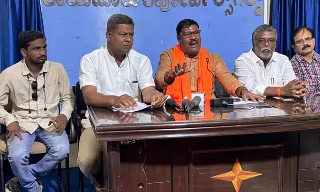 ರಾಯಚೂರು | ಚಿನ್ನಸ್ವಾಮಿ ಸ್ಟೇಡಿಯಂ ಕಾಲ್ತುಳಿತ ಪ್ರಕರಣ; ಸರ್ಕಾರದ ನಿರ್ಲಕ್ಷ್ಯವೇ ಕಾರಣ : ಬಿಜೆಪಿ ಜಿಲ್ಲಾಧ್ಯಕ್ಷ ವೀರನಗೌಡ ಲೆಕ್ಕಿಹಾಳ