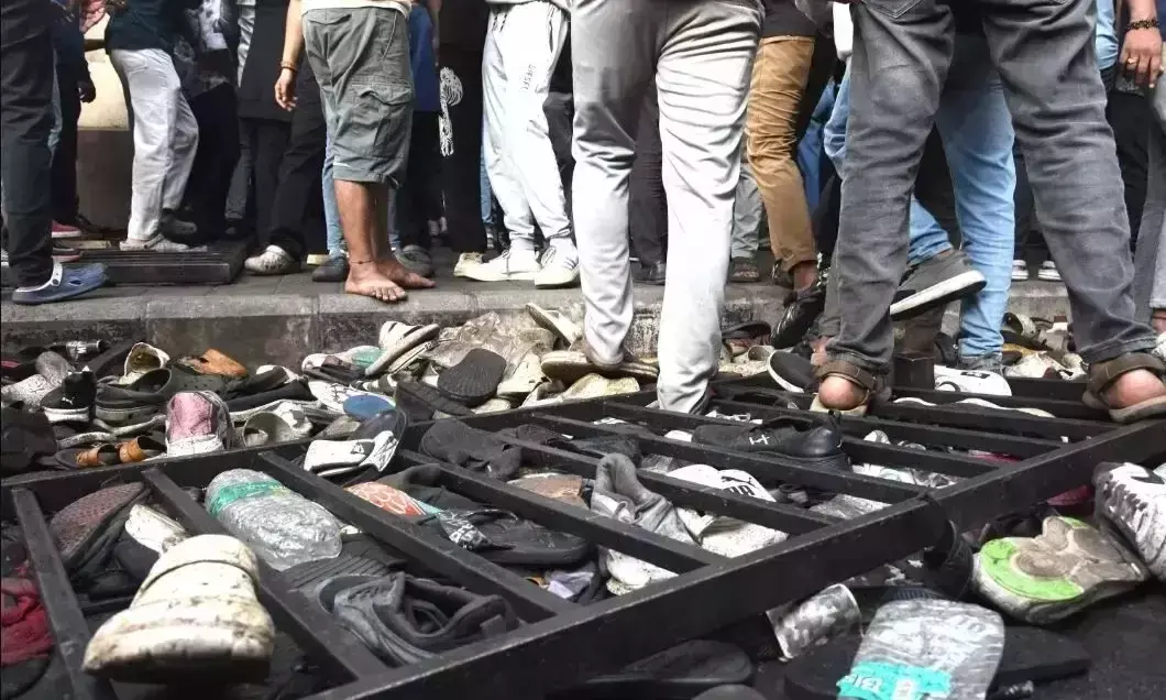 ಚಿನ್ನಸ್ವಾಮಿ ಕ್ರೀಡಾಂಗಣದ ಬಳಿ ಕಾಲ್ತುಳಿತ | ಡಿಸಿಪಿ ಗಂಭೀರ, ಹಲವು ಪೊಲೀಸರಿಗೆ ಗಾಯ