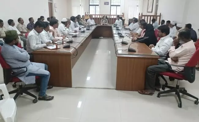 ಯಾದಗಿರಿ | ಶಾಂತಿಯಿಂದ ಬಕ್ರೀದ್ ಹಬ್ಬ ಆಚರಿಸಿ : ಜಿಲ್ಲಾಧಿಕಾರಿ ಸುಶೀಲಾ ಬಿ. ಯಾದಗಿರಿ | ಶಾಂತಿಯಿಂದ ಬಕ್ರೀದ್ ಹಬ್ಬ ಆಚರಿಸಿ : ಜಿಲ್ಲಾಧಿಕಾರಿ ಸುಶೀಲಾ ಬಿ.