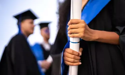 ವಿದ್ಯಾರ್ಥಿ ವೇತನ ಪಾವತಿಸಲು ಅನುದಾನದ ಕೊರತೆ: 48,019 ಅರ್ಜಿಗಳಿಗೆ ಇನ್ನೂ ಅನುಮೋದನೆ ದೊರೆತಿಲ್ಲ