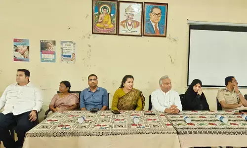 ಕಲಬುರಗಿ | ಬಾಲಕಿಯರ ಬಾಲ ಮಂದಿರಕ್ಕೆ ಸಚಿವ ಪ್ರಿಯಾಂಕ್ ಖರ್ಗೆ ಭೇಟಿ, ಪರಿಶೀಲನೆ