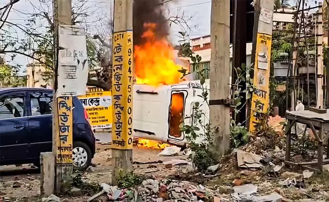 ಮುರ್ಷಿದಾಬಾದ್ ಹಿಂಸಾಚಾರ: ತಂದೆ-ಮಗನ ಹತ್ಯೆ ಪ್ರಕರಣದಲ್ಲಿ 13 ಮಂದಿಯ ವಿರುದ್ಧ ಆರೋಪ ಪಟ್ಟಿ ಸಲ್ಲಿಕೆ