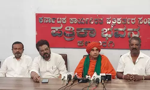 ಕಲಬುರಗಿ| ಹೋರಾಟಗಾರರ ವಿರುದ್ಧ ಹಲ್ಲೆ ಪ್ರಕರಣ ಮುಚ್ಚಿಹಾಕಲು ಸರಕಾರ ಯತ್ನ: ಜಯ ಮೃತ್ಯುಂಜಯ ಸ್ವಾಮೀಜಿ ಆರೋಪ