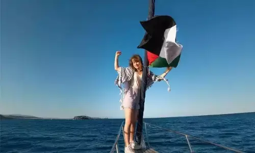 ಸಾಮಾಜಿಕ ಕಾರ್ಯಕರ್ತರಿರುವ ನೌಕೆ ಗಾಝಾ ತಲುಪುವುದನ್ನು ತಡೆಯಲು ಇಸ್ರೇಲ್ ಮಿಲಿಟರಿಗೆ ಸೂಚನೆ