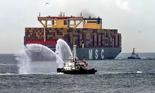 ಕೇರಳ | ವಿಳಿಂಜಂ ಬಂದರಿಗೆ ಆಗಮಿಸಿದ ವಿಶ್ವದ ಅತಿದೊಡ್ಡ ಕಂಟೇನರ್ ಹಡಗು