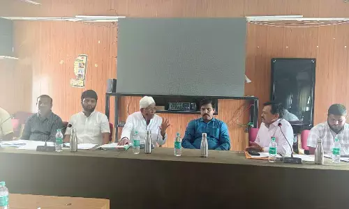 ಸಿಂಧನೂರು | ಜೋಳ ಖರೀದಿಗೆ ಶಾಸಕ ಹಂಪನಗೌಡ ಬಾದರ್ಲಿ ಅಧ್ಯಕ್ಷತೆಯಲ್ಲಿ ಸಭೆ