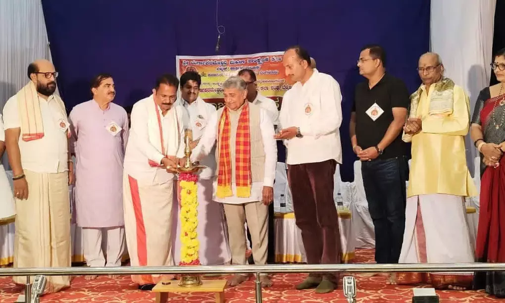 ಯಕ್ಷಗಾನ ರಾಜ್ಯ ಕಲೆಯಾಗಿ ಘೋಷಣೆ: ಮೋಹನ್ ಆಳ್ವ ಆಗ್ರಹ