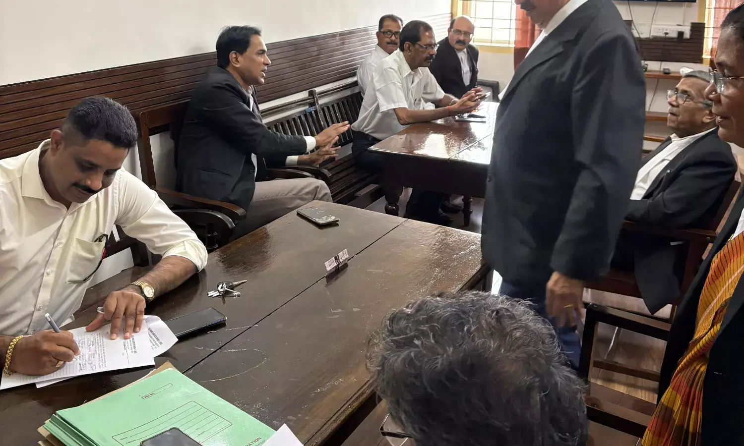 ವಿವಿಧ ಬೇಡಿಕೆಗಳ ಈಡೇರಿಕೆಗಾಗಿ ಅಖಿಲ ಭಾರತ ವಕೀಲರ ಸಂಘದ ಸಹಿ ಸಂಗ್ರಹ ಅಭಿಯಾನ