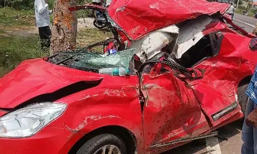 ಕೋಲಾರ ಜಿಲ್ಲೆಯಲ್ಲಿ ಒಂದೇ ದಿನ ಎರಡು ಭೀಕರ ರಸ್ತೆ ಅಪಘಾತ: ಐವರ ಸಾವು