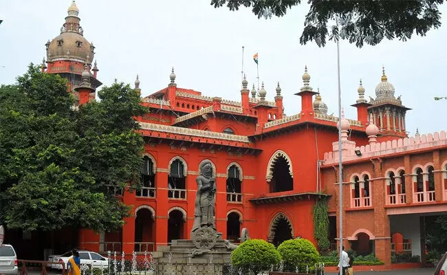 ತಮಿಳುನಾಡಿಗೆ ಆರ್ಟಿಇ ನಿಧಿಯನ್ನು ತಡೆಹಿಡಿಯಬೇಡಿ: ಕೇಂದ್ರಕ್ಕೆ ಮದ್ರಾಸ್ ಹೈಕೋರ್ಟ್ ಸೂಚನೆ ತಮಿಳುನಾಡಿಗೆ ಆರ್ಟಿಇ ನಿಧಿಯನ್ನು ತಡೆಹಿಡಿಯಬೇಡಿ: ಕೇಂದ್ರಕ್ಕೆ ಮದ್ರಾಸ್ ಹೈಕೋರ್ಟ್ ಸೂಚನೆ