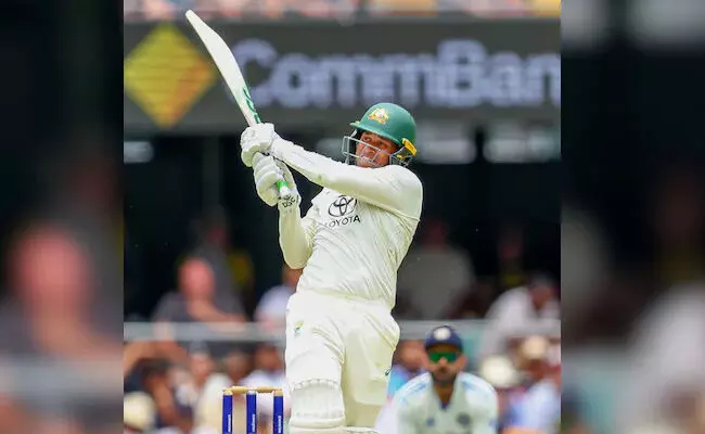 ಶೂನ್ಯಕ್ಕೆ ಔಟಾಗುವಲ್ಲೂ ದಾಖಲೆ ನಿರ್ಮಿಸಿದ ಉಸ್ಮಾನ್ ಖ್ವಾಜಾ! ಶೂನ್ಯಕ್ಕೆ ಔಟಾಗುವಲ್ಲೂ ದಾಖಲೆ ನಿರ್ಮಿಸಿದ ಉಸ್ಮಾನ್ ಖ್ವಾಜಾ!