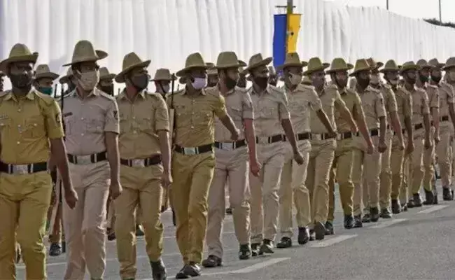 ಸಂಪಾದಕೀಯ | ಪೊಲೀಸ್ ಕಾರ್ಯಾಚರಣೆಗೆ ರಾಜಕೀಯ ಬಣ್ಣ ಬೇಡ