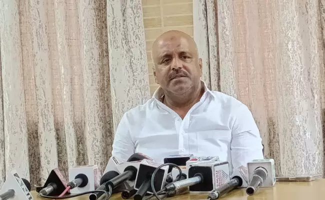 ಹಿಂದಿನ ಪೊಲೀಸ್ ಕಮಿಷನರ್, ಎಸ್ಪಿ ವಿರುದ್ಧವೂ ಉನ್ನತ ಮಟ್ಟದ ತನಿಖೆಗೆ ಗೃಹ ಸಚಿವರಿಗೆ ಪತ್ರ : ಯು.ಟಿ.ಖಾದರ್