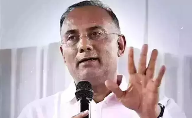 ಈ.ಡಿಯನ್ನು ರಾಜಕೀಯ ಅಸ್ತ್ರವಾಗಿ ಬಳಸಿಕೊಳ್ಳುತ್ತಿರುವ ಮೋದಿ ಸರಕಾರ : ದಿನೇಶ್ ಗುಂಡೂರಾವ್ ಈ.ಡಿಯನ್ನು ರಾಜಕೀಯ ಅಸ್ತ್ರವಾಗಿ ಬಳಸಿಕೊಳ್ಳುತ್ತಿರುವ ಮೋದಿ ಸರಕಾರ : ದಿನೇಶ್ ಗುಂಡೂರಾವ್