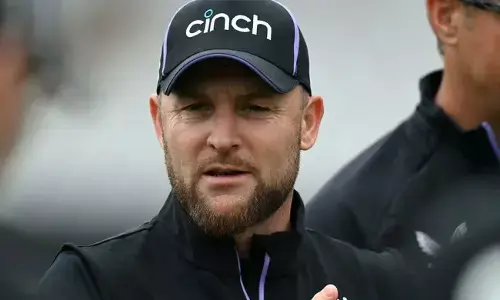 ಬಲಿಷ್ಠ ಭಾರತದ ಎದುರು ಇಂಗ್ಲೆಂಡ್‌ ಗೆ ಪರೀಕ್ಷೆ: ಕೋಚ್ ಮೆಕಲಮ್