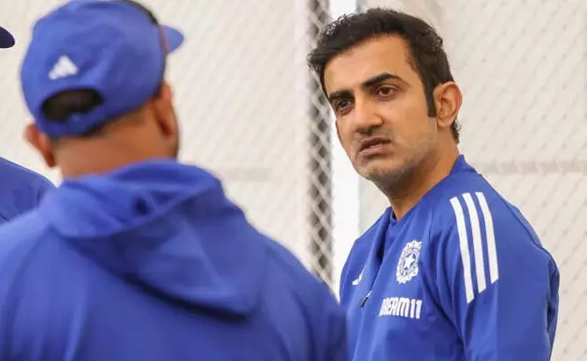 ಇಂಗ್ಲೆಂಡ್ ವಿರುದ್ಧ ಮೊದಲ ಟೆಸ್ಟ್‌ಗಿಂದ ಮೊದಲು ಸ್ವದೇಶಕ್ಕೆ ವಾಪಸಾದ ಗಂಭೀರ್