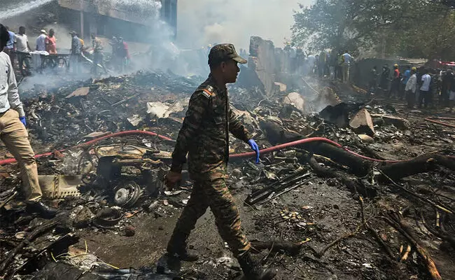 ಏರ್ಇಂಡಿಯಾ ದುರಂತ ಸ್ಥಳದಲ್ಲಿ ಎನ್ಎಸ್ಐ ನಿಯೋಜನೆ ಏರ್ಇಂಡಿಯಾ ದುರಂತ ಸ್ಥಳದಲ್ಲಿ ಎನ್ಎಸ್ಐ ನಿಯೋಜನೆ