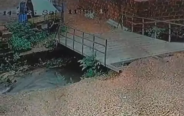 ಭಟ್ಕಳ: ನೀರಿನ ಕಾಲುವೆಗೆ ಬಿದ್ದು ಎರಡು ವರ್ಷದ ಬಾಲಕಿ ಮೃತ್ಯು