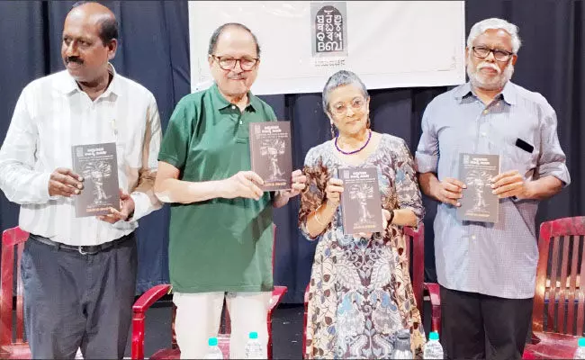 ವಿಮರ್ಶೆಗೆ ಇರುವ ಪ್ರಧಾನ ಅಗತ್ಯವೆಂದರೆ, ಅದು ಚಲನೆಗೆ ಕಾರಣವಾಗಬೇಕು: ಶಿವಸುಂದರ್ ವಿಮರ್ಶೆಗೆ ಇರುವ ಪ್ರಧಾನ ಅಗತ್ಯವೆಂದರೆ, ಅದು ಚಲನೆಗೆ ಕಾರಣವಾಗಬೇಕು: ಶಿವಸುಂದರ್