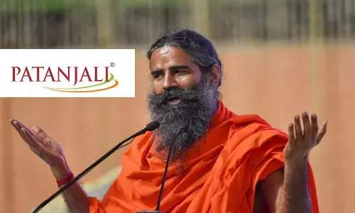 ಪತಂಜಲಿ, ರಾಮದೇವ್‌ ಗೆ ವಿಚಾರಣಾ ನ್ಯಾಯಾಲಯವು ಹೊರಡಿಸಿದ್ದ ಸಮನ್ಸ್ ರದ್ದುಗೊಳಿಸಿದ ಉತ್ತರಾಖಂಡ ಹೈಕೋರ್ಟ್