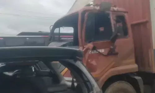 ಶಿವಮೊಗ್ಗ | ಕ್ಯಾಂಟರ್‌ ಲಾರಿಗೆ ಕಾರು ಢಿಕ್ಕಿ; ಓರ್ವ ಮೃತ್ಯು