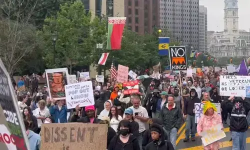  No Kings ಘೋಷಣೆಯೊಂದಿಗೆ ಅಮೆರಿಕದ ಬೀದಿ ಬೀದಿಗಳಲ್ಲಿ ಸಾವಿರಾರು ಜನರಿಂದ ಟ್ರಂಪ್ ವಿರುದ್ಧ ಪ್ರತಿಭಟನೆ