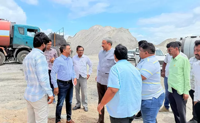 ರಾಯಚೂರು | ಚತುಷ್ಪಥ ರಸ್ತೆ ಕಾಮಗಾರಿ ವೀಕ್ಷಿಸಿದ ಸಂಸದ ಜಿ ಕುಮಾರ ನಾಯಕ ರಾಯಚೂರು | ಚತುಷ್ಪಥ ರಸ್ತೆ ಕಾಮಗಾರಿ ವೀಕ್ಷಿಸಿದ ಸಂಸದ ಜಿ ಕುಮಾರ ನಾಯಕ