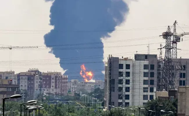 ಇಸ್ರೇಲ್ ಪ್ರಧಾನಿ ನೆತನ್ಯಾಹು ಮನೆ ಮೇಲೆ ಇರಾನ್ ನಿಂದ ಮತ್ತೆ ಕ್ಷಿಪಣಿ ದಾಳಿ ಇಸ್ರೇಲ್ ಪ್ರಧಾನಿ ನೆತನ್ಯಾಹು ಮನೆ ಮೇಲೆ ಇರಾನ್ ನಿಂದ ಮತ್ತೆ ಕ್ಷಿಪಣಿ ದಾಳಿ